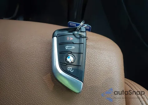 2019 BMW X3 z USA, uszkodzony, nr VIN 5UXTR9C57KLD93710